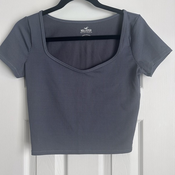 Hollister Tops - Hollister Ribbed Crop Top Gray Short Sleeve Stretch Fitted Tee Medium